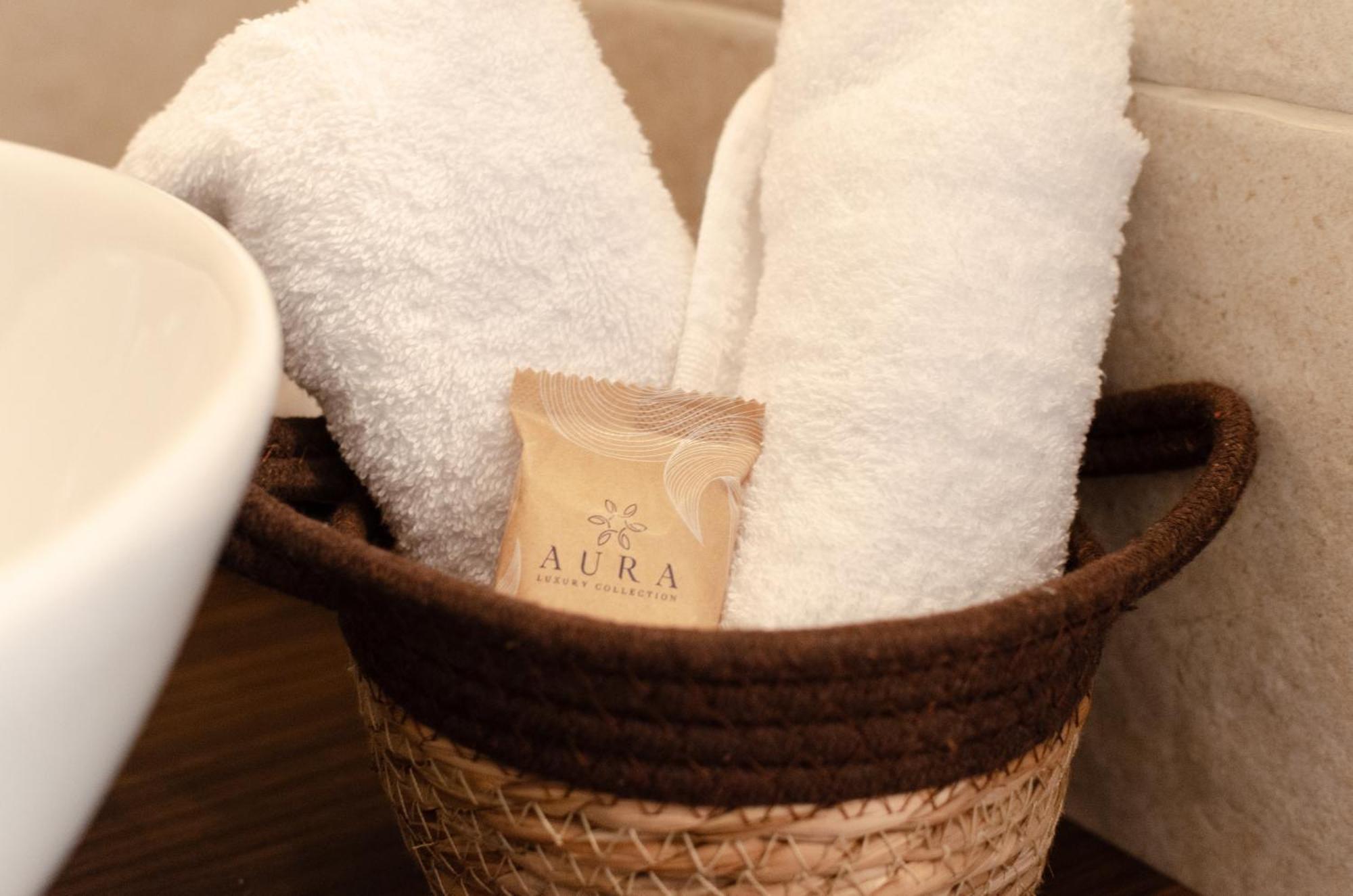 Aca Suite Luxury With Jacuzzi Adelfia Dış mekan fotoğraf